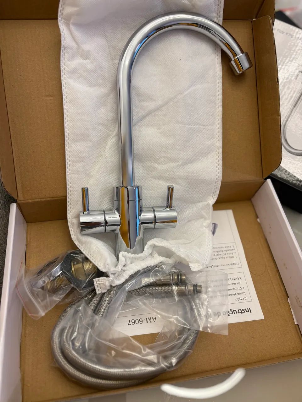 Torneira água quente e fria  - Foto 5