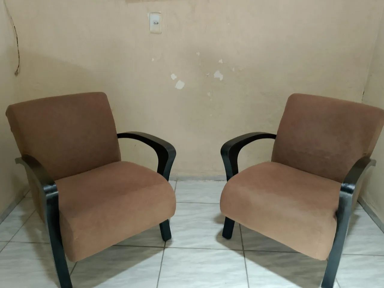 Poltronas confortáveis e estilosas, puro glamour.