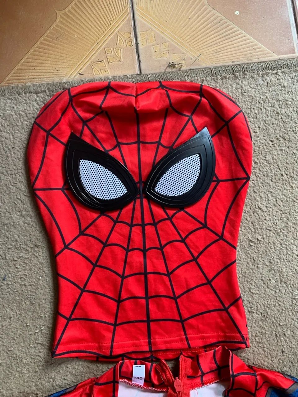 Roupa do homem aranha 
