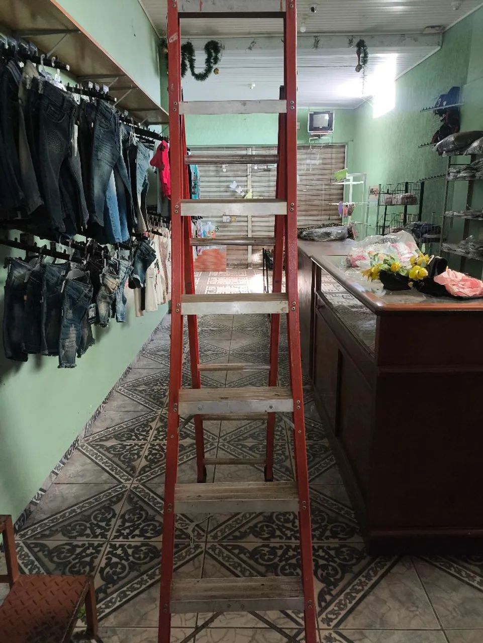 Escada  - Foto 2