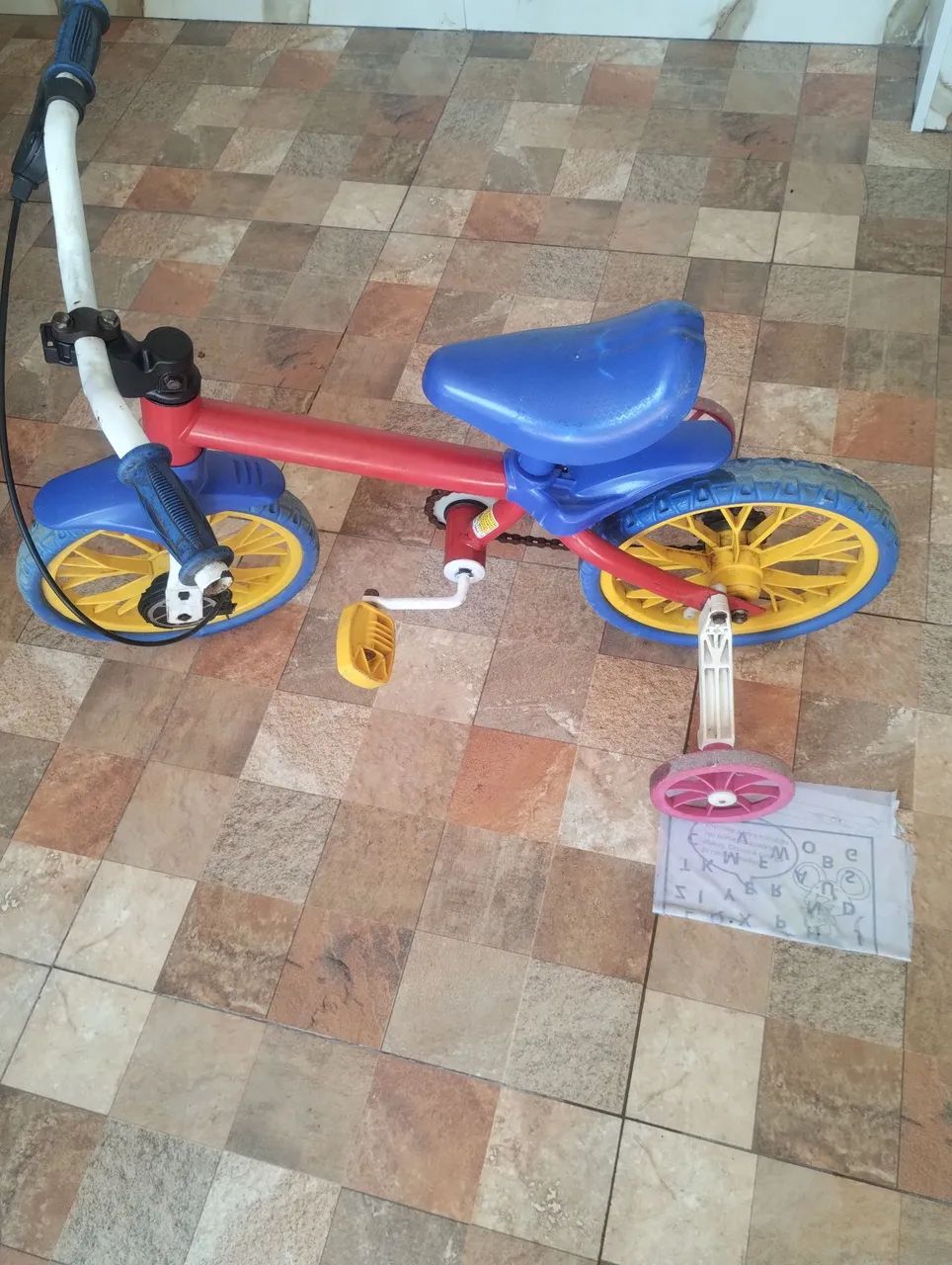 Bicicleta infantil aro 12 funcionando perfeitamente  - Foto 2