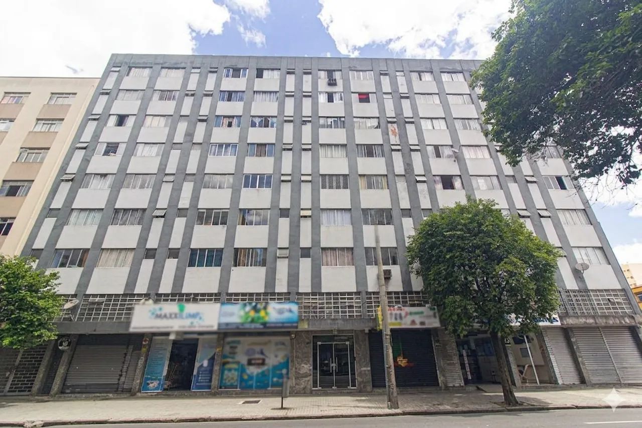 Studio com vaga no Centro de Curitiba | Edifício Ricardo | Rua Nilo Cairo esquina Mariano 