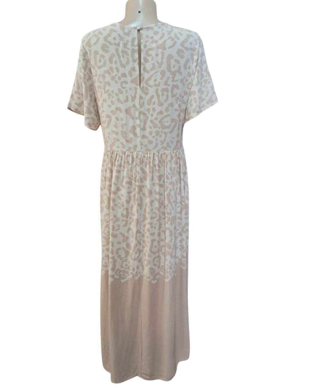 Vestido longo Shoulder tamanho 44 em viscose - Foto 4
