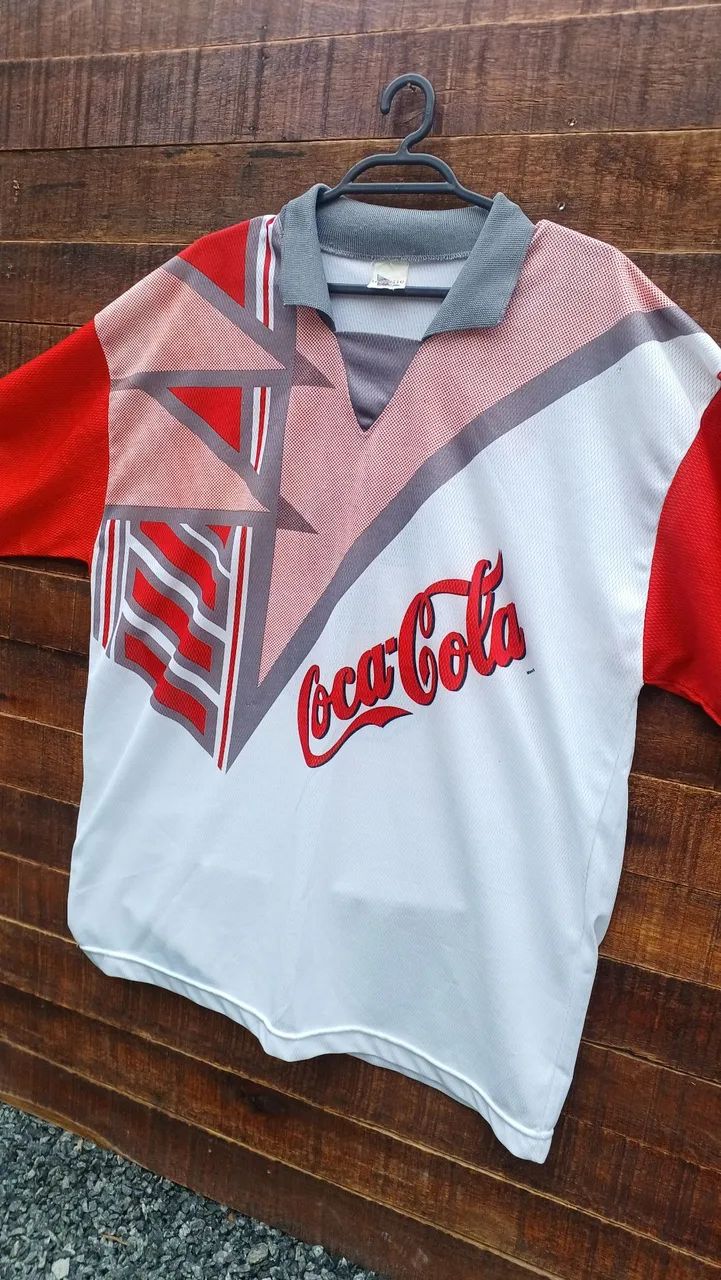 Camiseta Retro Coca Cola - Foto 3