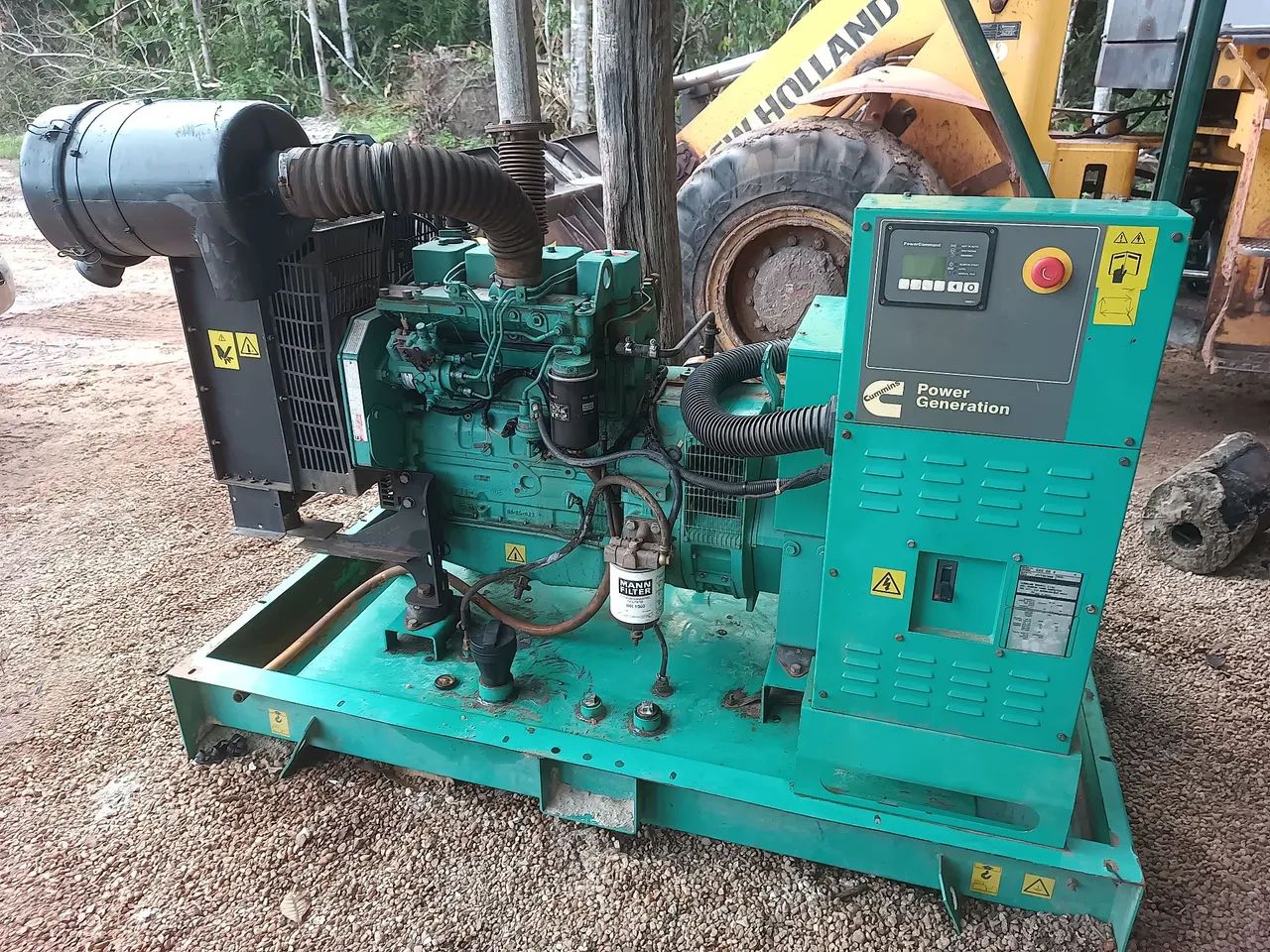 Gerador Cummins 53 KVa 
