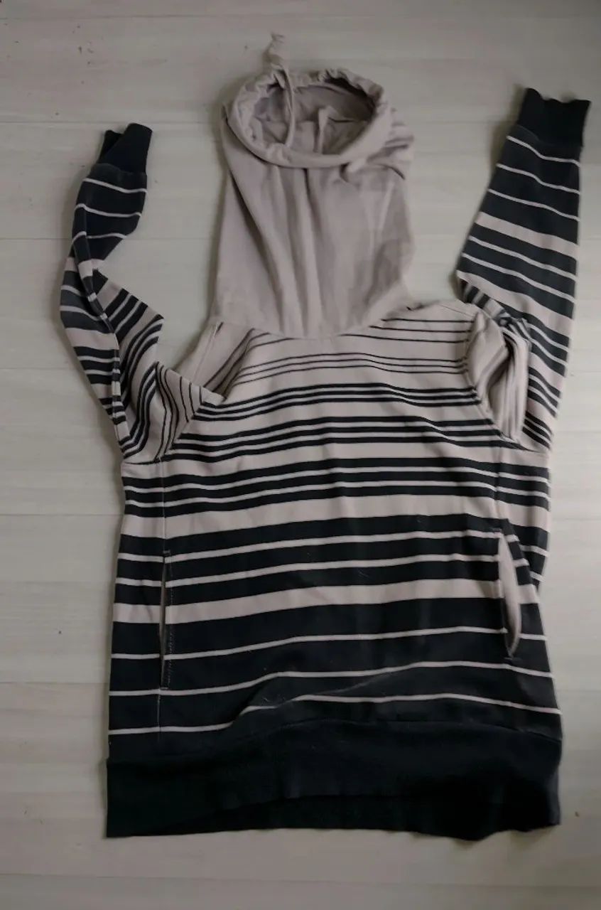 Blusa Moletom Toca Comprida Tamanho M - Foto 2
