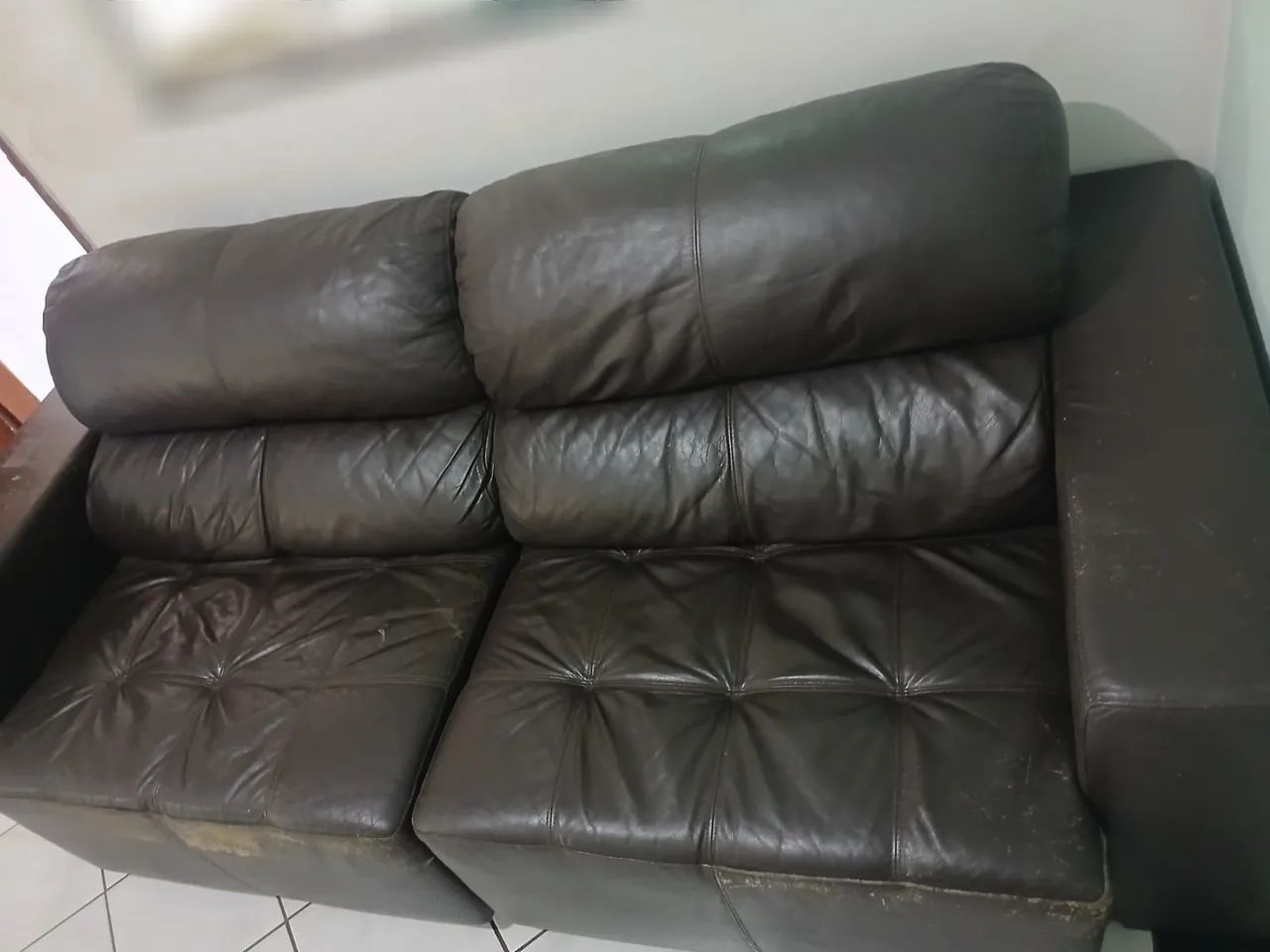 Sofa retrátil couro legítimo.  Entrego. 