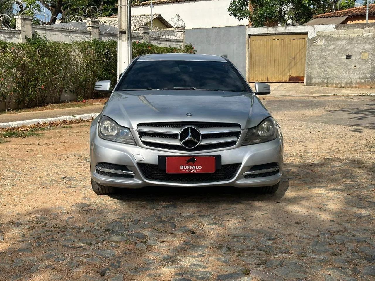 Mercedes-Benz C-180 CGI Coupe 1.8 16V 156cv Aut. 2012