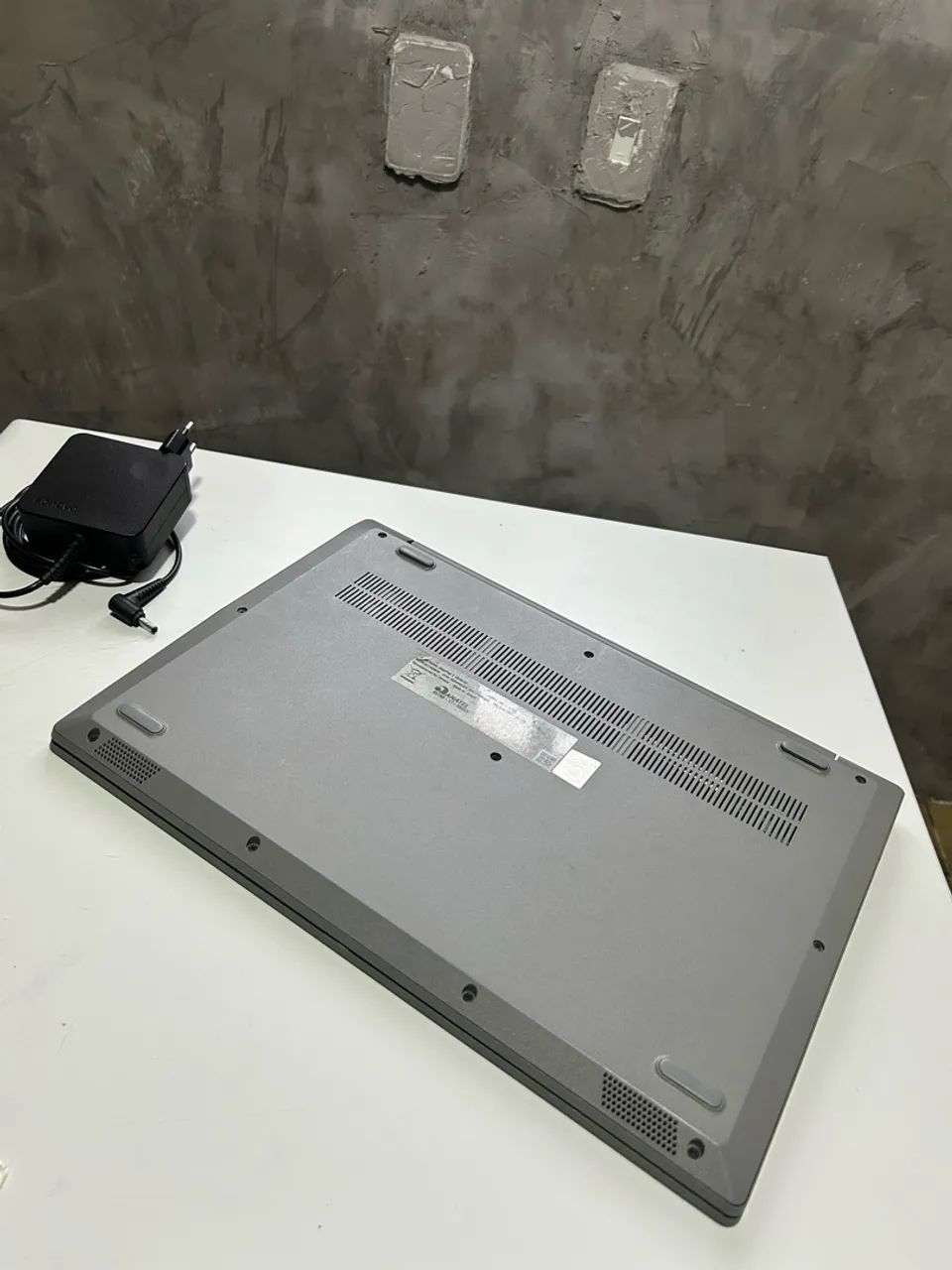 VENDO NOTEBOOK LENOVO IDEAPAD 3i - ideal para estudos e cotidiano  - Foto 3