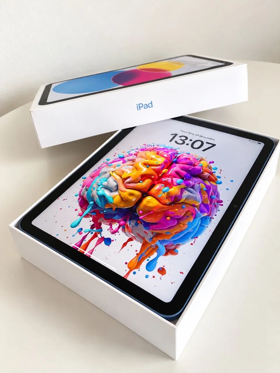 iPad 10ª Geração + Logitech Crayon
