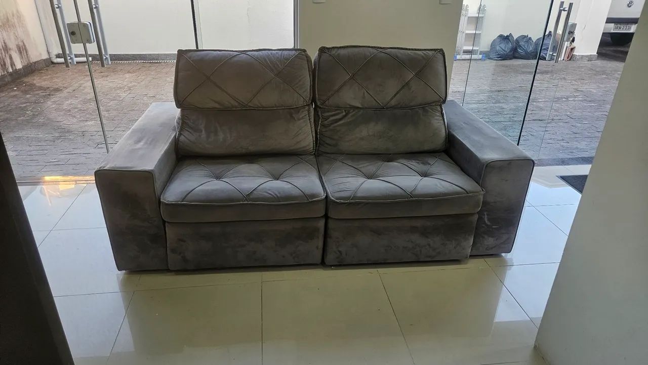 Sofá retrátil 2 lugares 