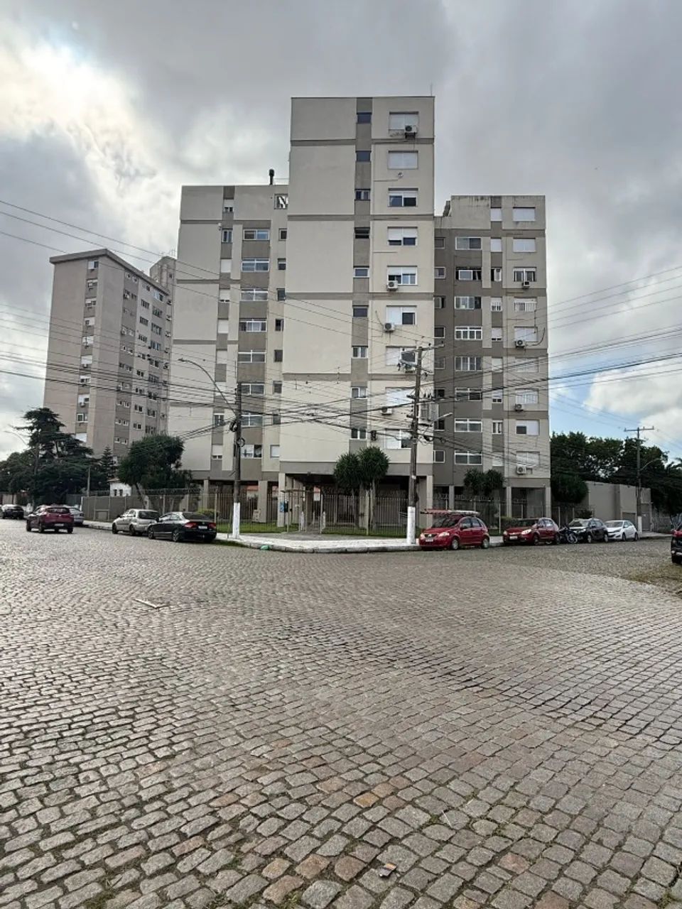 VENDO APTO ÁREA CENTRAL