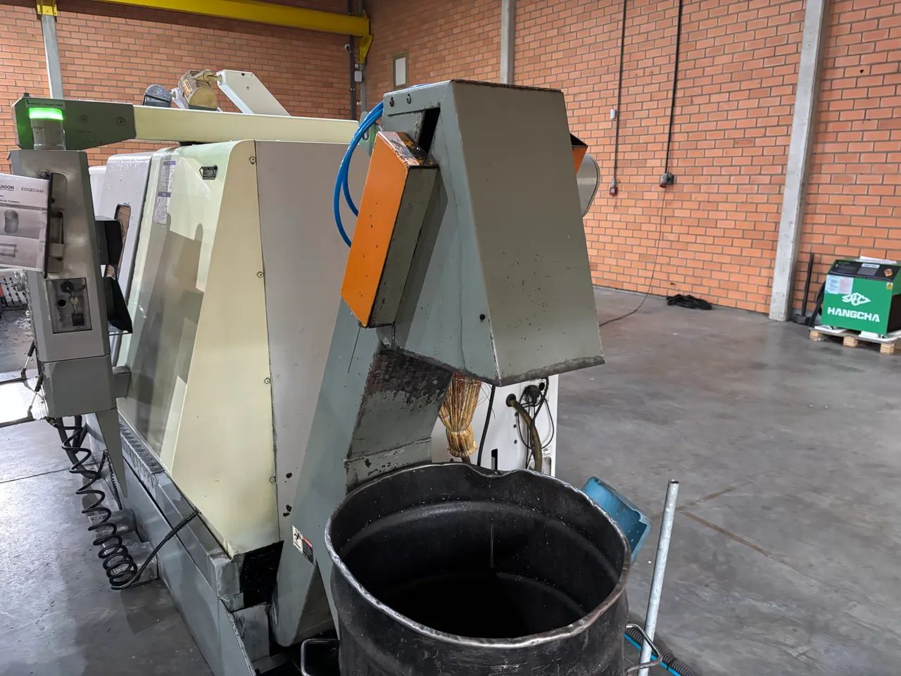 Máquina CNC - Foto 6