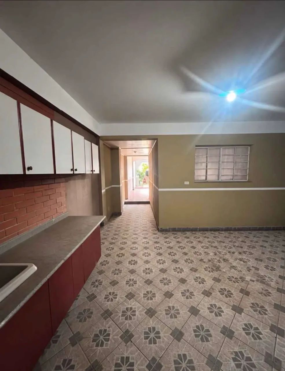 Vendo por 360 Mil  Está alugada já por 1 ano mas continua a venda  - Foto 4