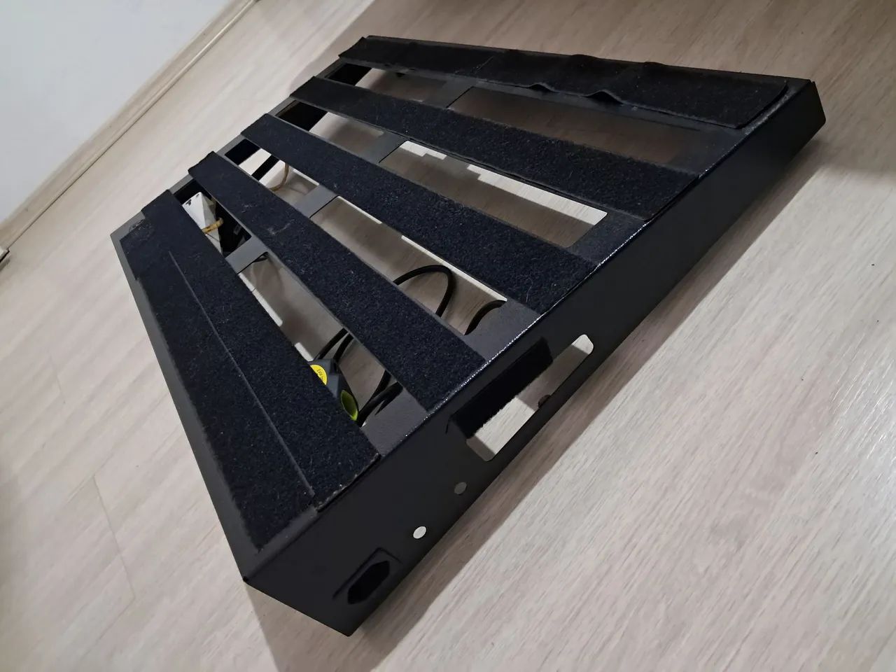 Pedalboard para pedais de efeito. - Foto 2
