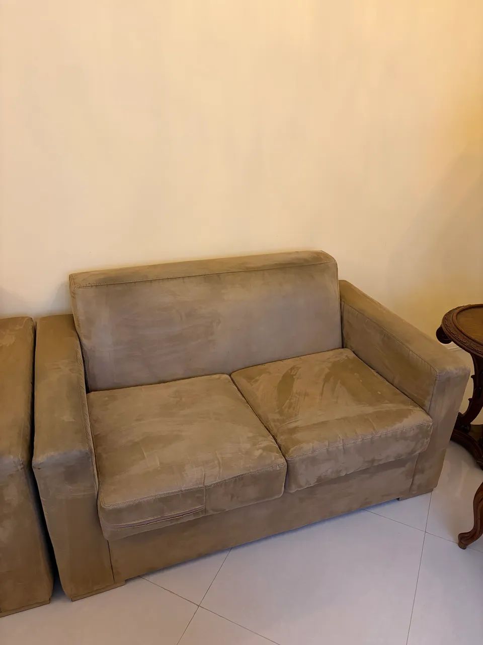 2 sofás lindos de 2 lugares! R$ 400 cada! - Foto 2