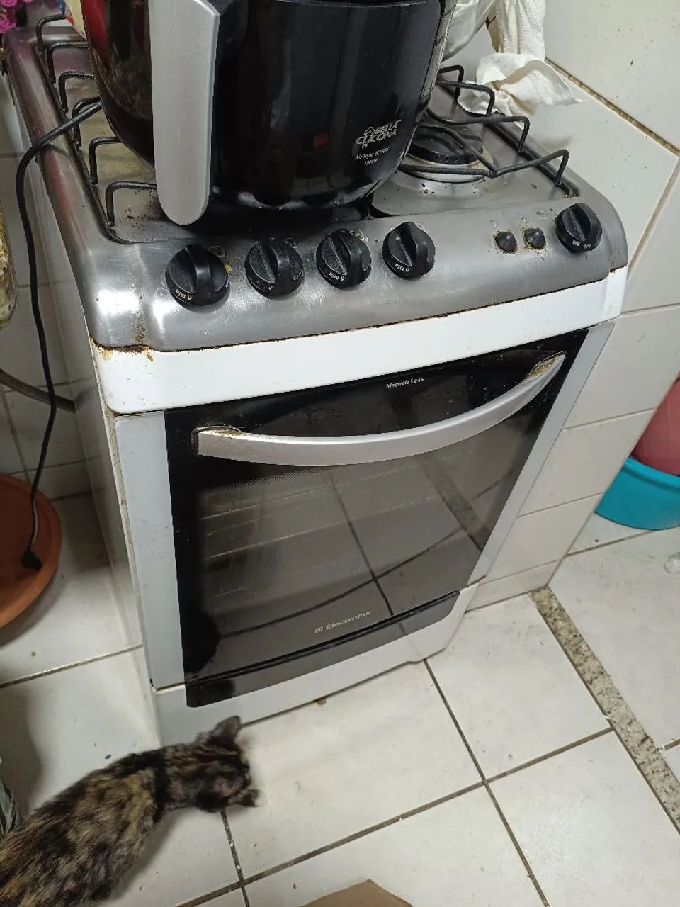 Fogão 4 bocas Eletrolux USADO - Foto 2