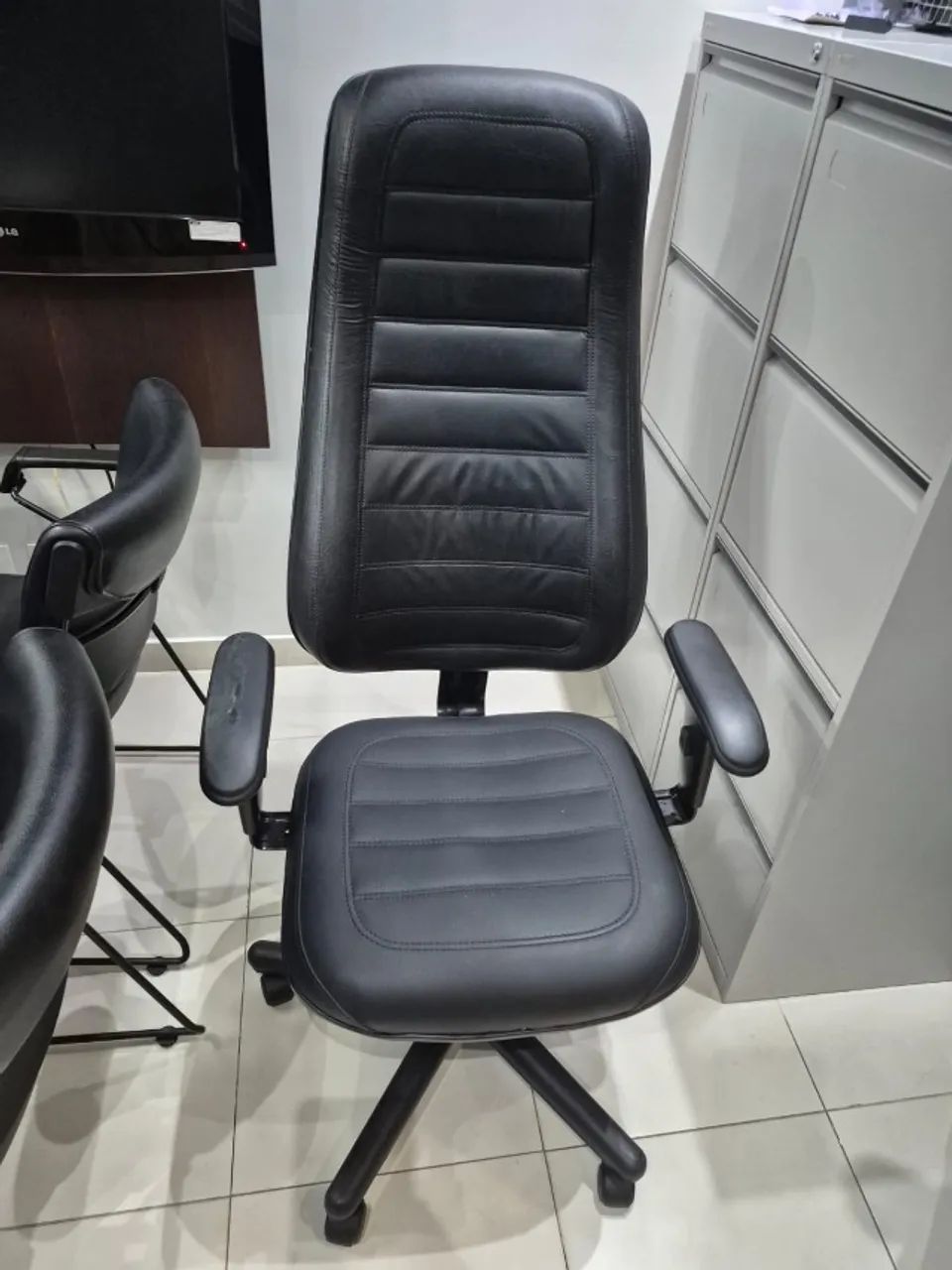 Cadeira Presidente para Escritório