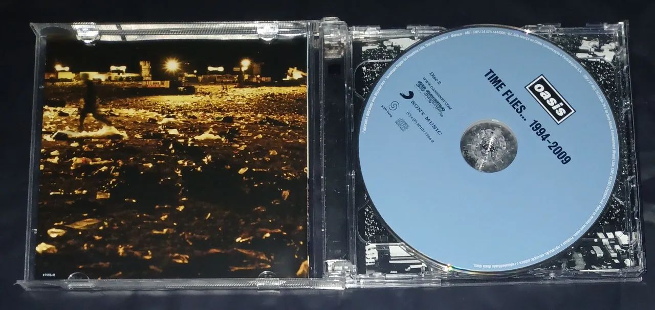 Cd Duplo Oasis - Time Flies 1994 - 2009 - Foto 3