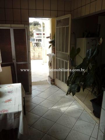 2072 REF - Casa em Juiz de Fora, à venda