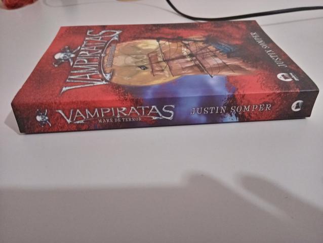 Vampiratas: Maré de Terror - Foto 3