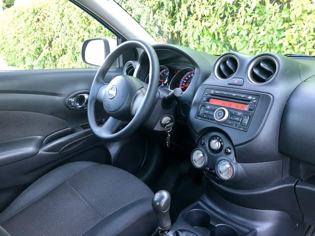 Nissan Versa SL 1.6 2013 EXTRA!! - Foto 5