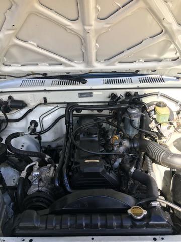 Hilux 2.8 4X4 DLX 2000/2001 - Foto 8