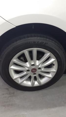 Fiat Palio Essence 1.6 2015 - Foto 6
