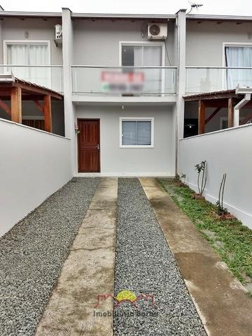 Sobrado Geminado Mobiliado c/ 02 sacadas Zona Sul