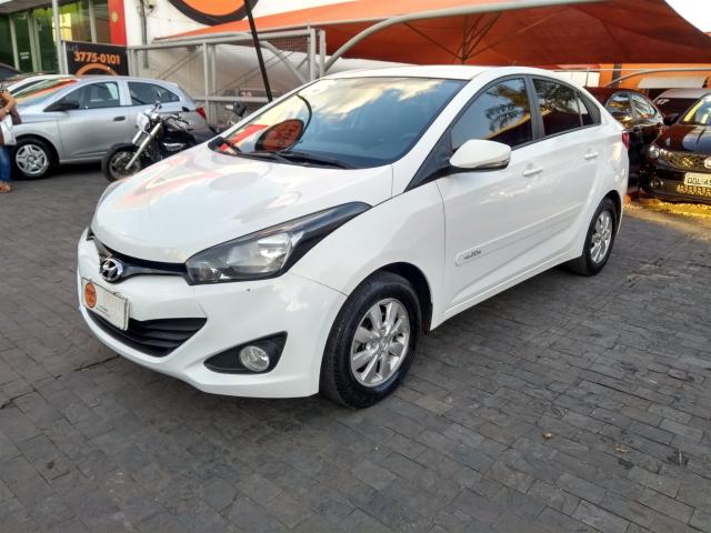 Hyunday HB20s 2014/2015 1.6 Comfort Plus 16V Flex 4P