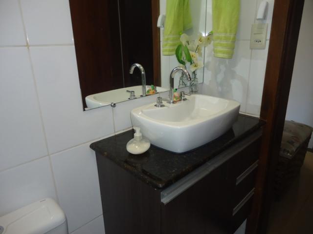 Oportunidade... excelente casa toda em porcelanato! - Foto 15