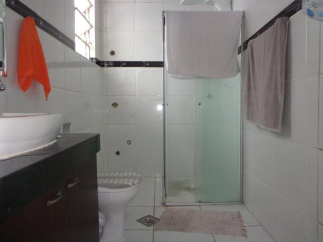 Casa em excelente localização , próximo a comércio variado. - Foto 7