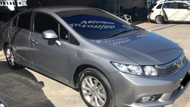 Vende-se Honda Civic, 2014, automático, completo