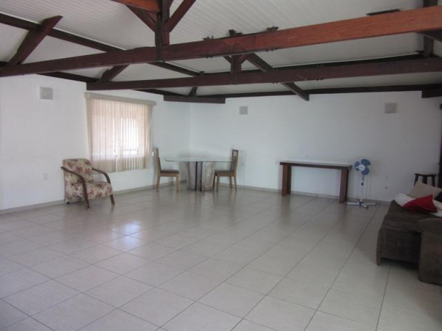 Excelente casa toda reformada, acabamento moderno. - Foto 10