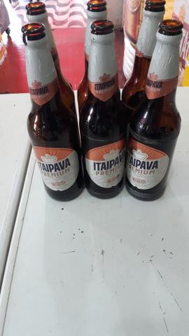 Vende-se 240 garrafas de cerveja 600 ml