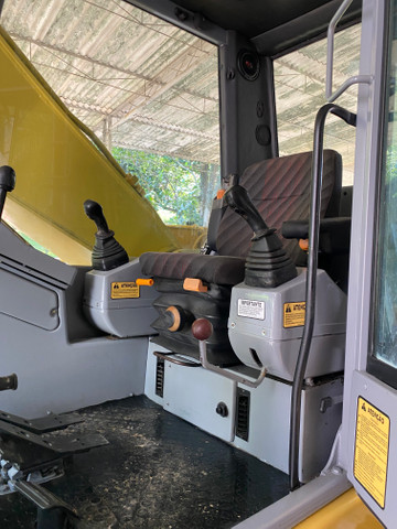 Escavadeira hidráulica FX215Lc - Foto 6