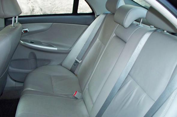 Toyota Corolla XEi 2.0 Flex 16V Aut. 2011/2012 - Foto 11