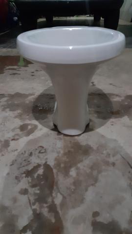 Vaso LOGASA seminovo top de beiral Largo (em estado de novo) - Foto 2