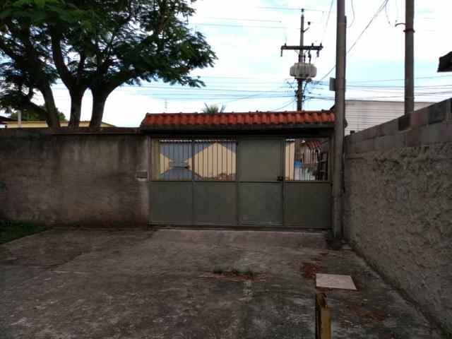 Casa com terreno murado e galpão - Foto 4