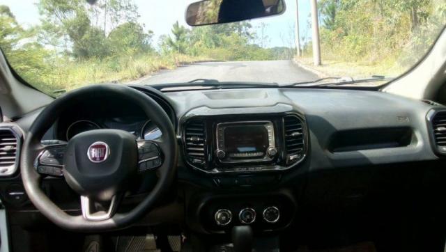 FIAT TORO FREEDOM 1.8 16V AT6 FLEX Branco 2016/2017 - Foto 6