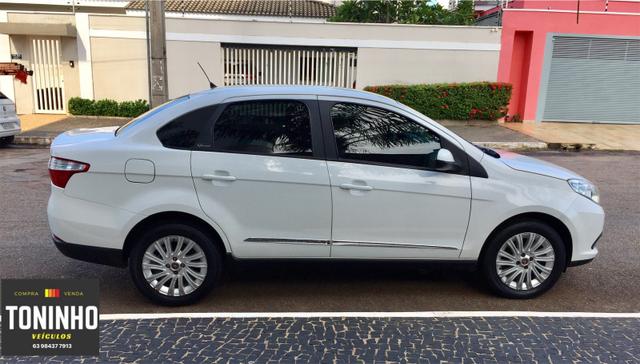 Fiat Grand Siena 1.6 Essence 14/15 Manual - Foto 5