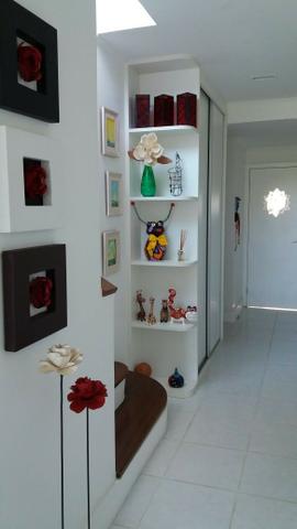 Cobertura Duplex Decorado com acesso exclusivo para o Rio em Buraquinho R$ 490.000,00 - Foto 4