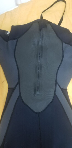 Roupa de Borracha Quicksilver - Foto 4
