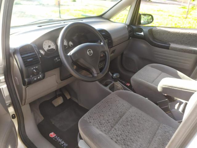 ZAFIRA 2005/2005 2.0 MPFI ELEGANCE 8V FLEX 4P AUTOMÁTICO - Foto 6