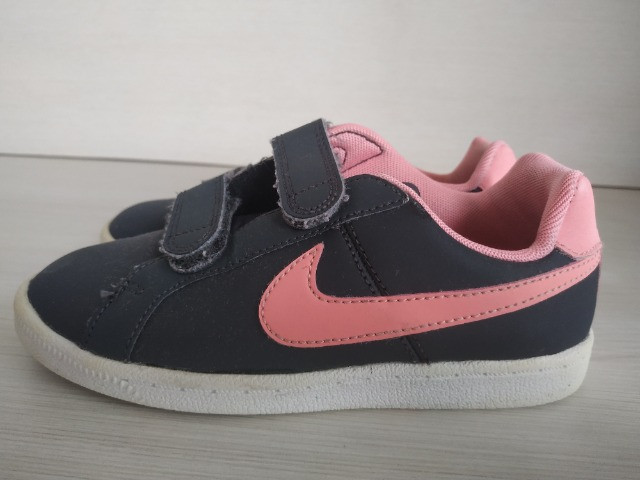 tenis nike com velcro