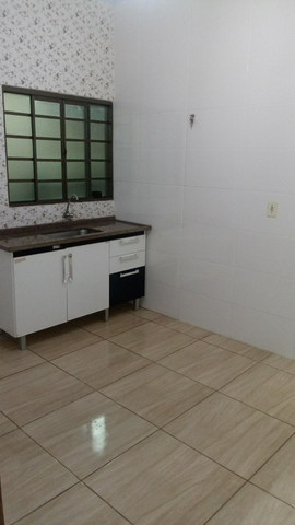 Vende-se casa no centro de Tanabi - Foto 3