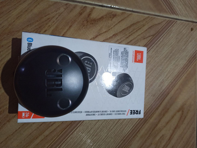 Fone JBL free bluetooth - Foto 2