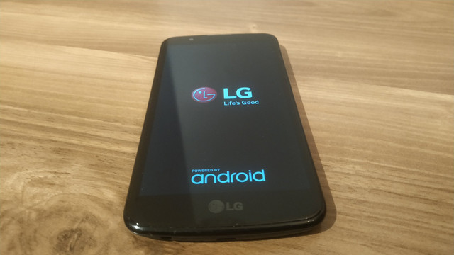 LG K10 16gb seminovo com carregador novo - Foto 4