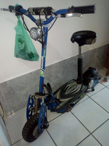 Patinete elétrico 800 Wats