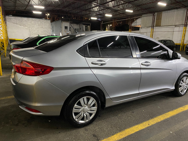 Honda CITY 2017 1.5 DX - Foto 4